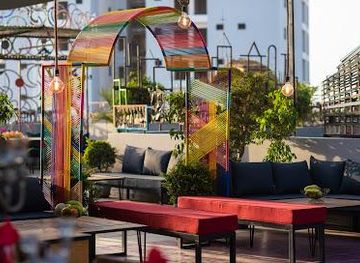 senegal/dakar/attraction/loman-art-b-b-gallery