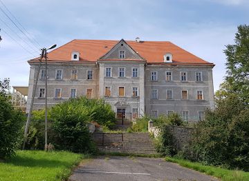 poland/karkonosze-mountains/attraction/karkonosze-national-park-education-centre-sobieszow-palace