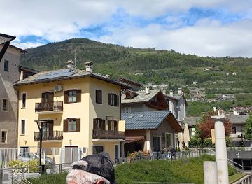 italy/aosta-valley/attraction/roncas-palace