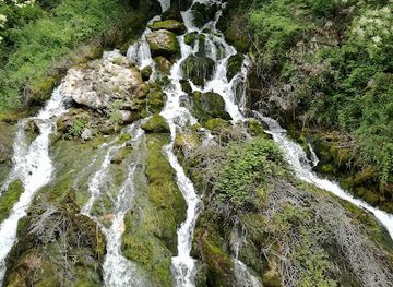 italy/molise/attraction/cascata-rio