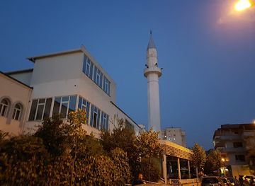 albania/tirana-plain/attraction/xhura-mosque