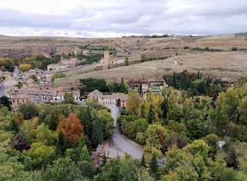spain/segovia/attraction/mirador-junto-plaza-reina-victoria-eugenia