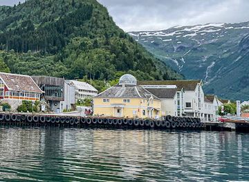 norway/sogn-og-fjordane/attraction/norwegian-travel-museum