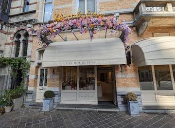 belgium/ghent/attraction/chocolaterie-luc-van-hoorebeke