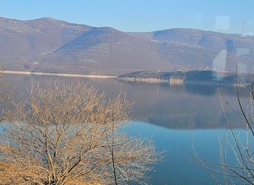 albania/kukes-region/attraction/ura-e-drinit-t-bardh