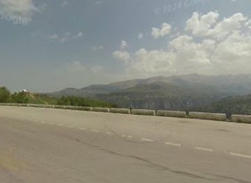 lebanon/bsharri-district/attraction/cliffside-stop