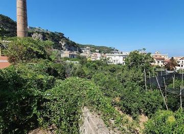 italy/positano/attraction/bastion-of-parsano