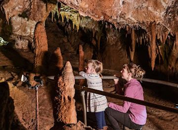 australia/gippsland/attraction/fairy-cave-buchan-caves