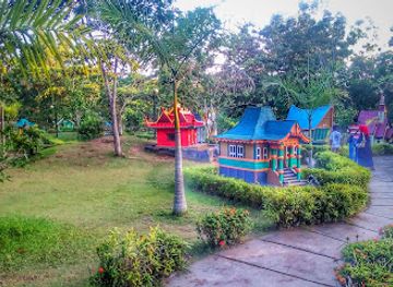 indonesia/riau/attraction/miniature-house-indonesia