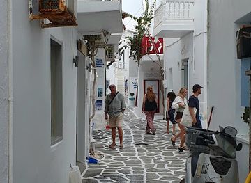 greece/paros/attraction/way-to-faneromeni-panagia-church-naousa-paros
