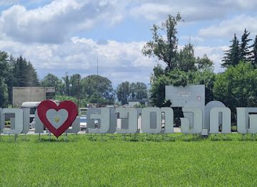 georgia/kutaisi/attraction/kutaisi-sign