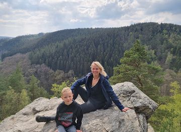 belgium/hautes-fagnes/attraction/rocher-de-falize