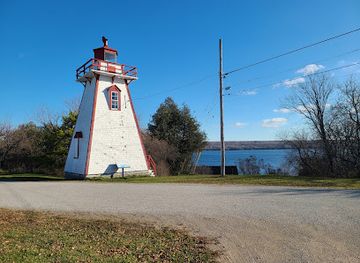 canada/eastern-ontario/attraction/manitowaning-lighthouse