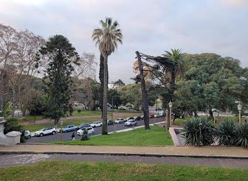 argentina/buenos-aires/attraction/plaza-luis-federico-leloir