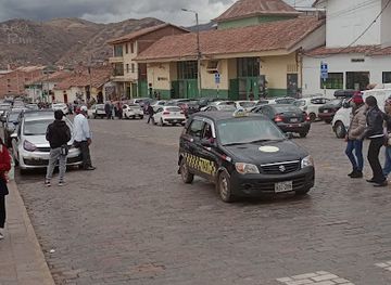 peru/cusco/san-pedro/attraction/feria-artesanal-plaza-san-pedro