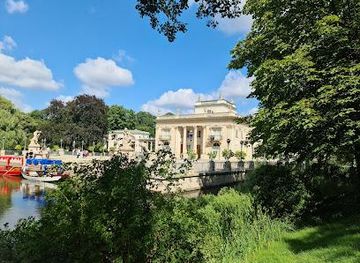 poland/warsaw/attraction/lazienki-palace