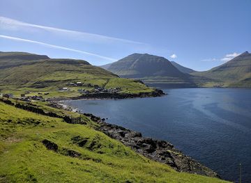 faroe-islands/koltur/attraction/trollkonufingur-viewpoint