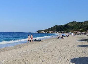 greece/volos/attraction/chorefto-beach