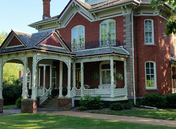 wisconsin/chippewa-valley/attraction/cook-rutledge-mansion