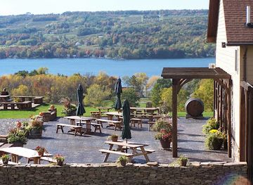 new-york/finger-lakes/attraction/keuka-spring-vineyards