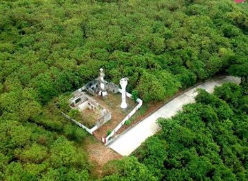 philippines/ilocos-norte/attraction/currimao-lighthouse