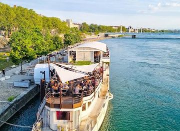france/lyon/attraction/plouf-bateau-mousse