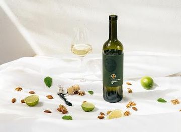 slovakia/trnava/attraction/karpatska-perla-rodinne-vinarstvo-zo-senkvic