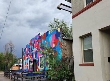 colorado/denver/attraction/our-mutual-friend-brewing