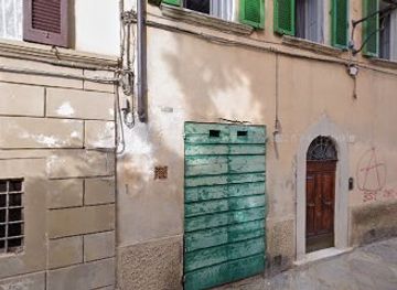 italy/arezzo/attraction/vicolo-appuntellato