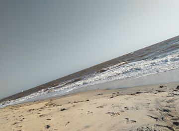 madagascar/tsingy-de-bemaraha-national-park/attraction/plage-de-maintirano