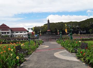 indonesia/east-java/attraction/alun-alun-tugu-malang