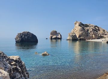 cyprus/paphos-district/attraction/safe-access-to-beach-aphrodite-s-rock