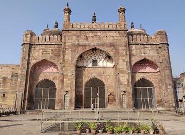 india/varanasi/attraction/alamgir-masjid