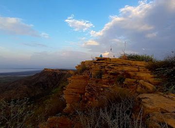 india/rann-of-kutch/attraction/hadibhadang-dada-ane-aalam-tok