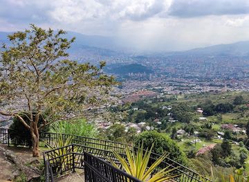 colombia/los-llanos/attraction/ecoparque-mirador-cerro-el-picacho