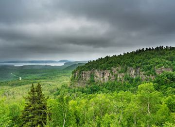 canada/northern-ontario/attraction/mount-mckay-scenic-lookout