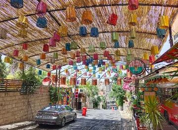 jordan/jerash/attraction/rainbow-street