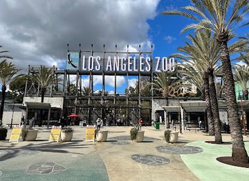 california/hollywood/attraction/los-angeles-zoo