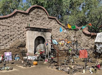 arizona/tucson/attraction/el-tiradito-wishing-shrine