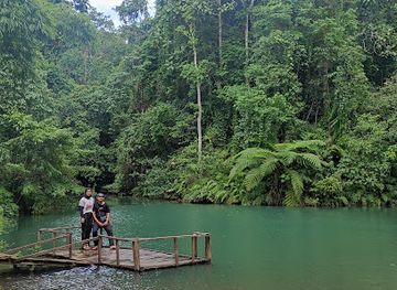 indonesia/west-nusa-tenggara/attraction/blue-lake-central-lombok