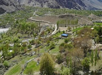pakistan/phandar-valley/attraction/hasis-valley