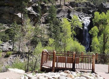 wyoming/black-hills/attraction/bridal-veil-falls