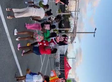 turks-and-caicos-islands/grace-bay/attraction/myrna-lisa-s-myriad-pageant-and-entertainment