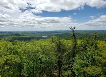 massachusetts/mohawk-trail/attraction/mount-grace-state-forest