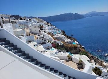 greece/pyrgos/attraction/panoramic-view-fira