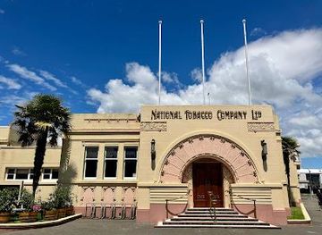 new-zealand/napier/attraction/national-tobacco-company-building