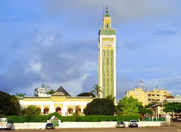 gabon/estuary-province/attraction/hassan-ii-mosquee