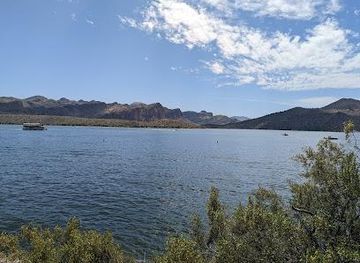 arizona/tempe/attraction/saguaro-lake