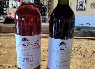 arizona/kingman/attraction/little-old-wine-drinkers-winery