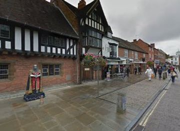 united-kingdom/stratford-upon-avon/attraction/statue-knight-living-statue